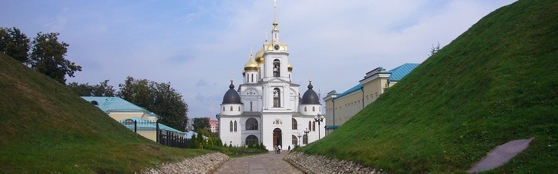 Дорожка к церкви