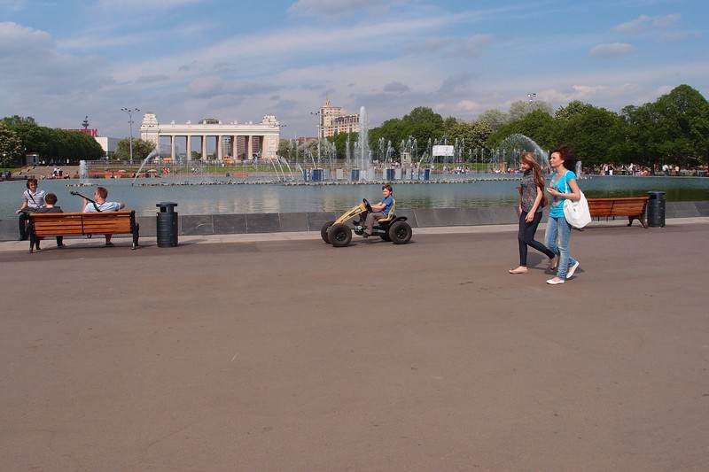 Центральный фонтан