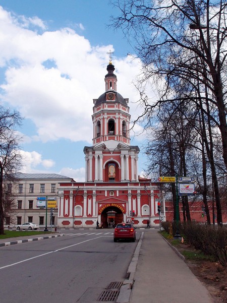 Вход в обитель