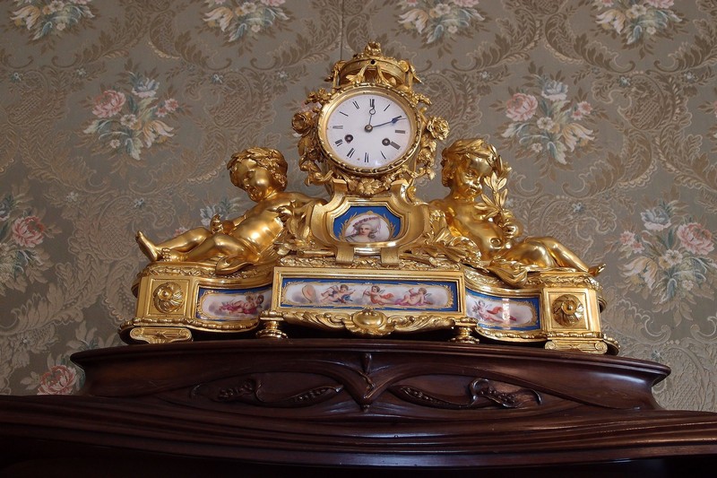 Старинные часы