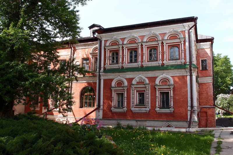 Южный фасад