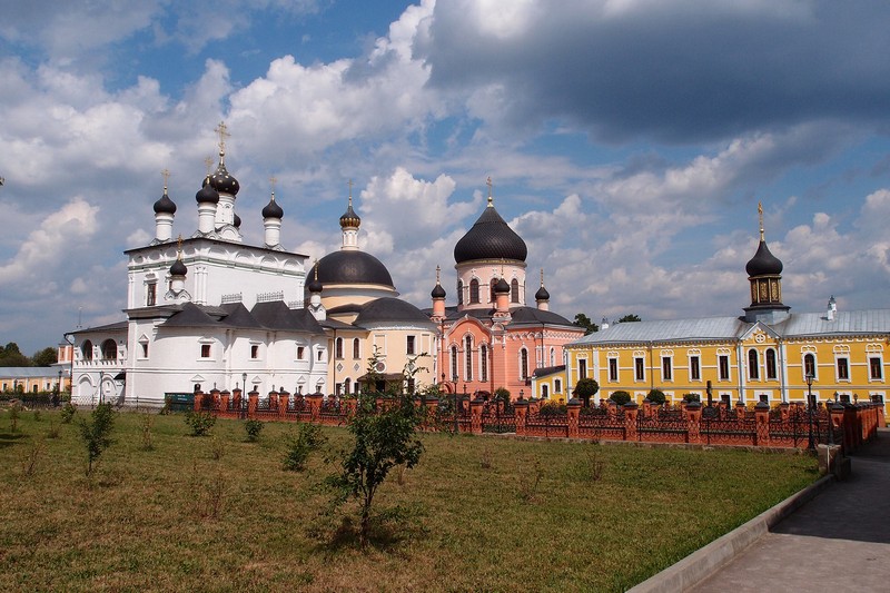 Центр ансамбля