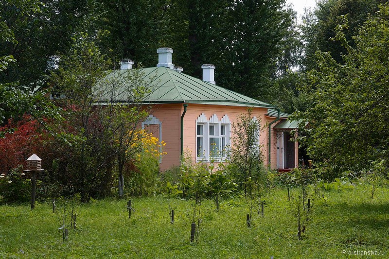 Усадебный дом
