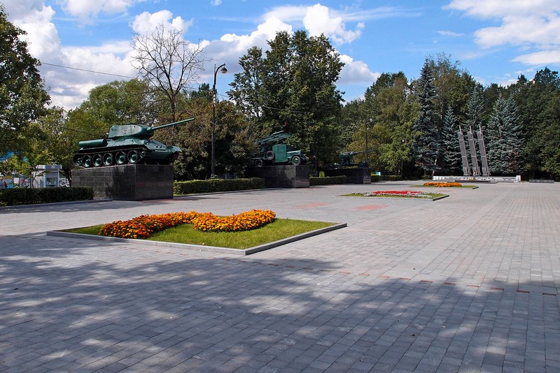 Мемориал "Площадь мужества"