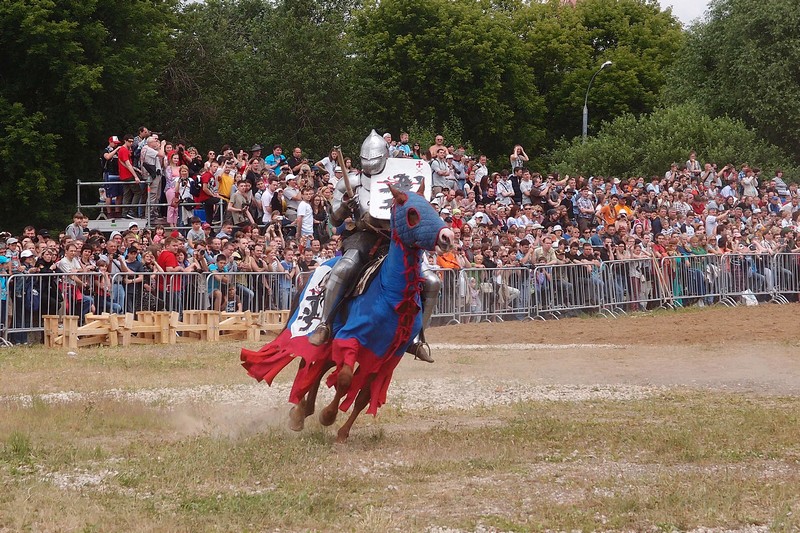 Рыцарь на турнире
