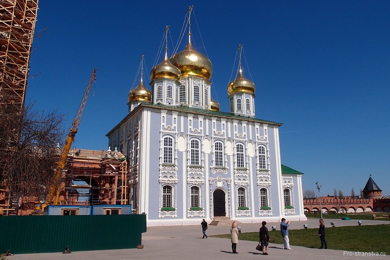 Успенский храм