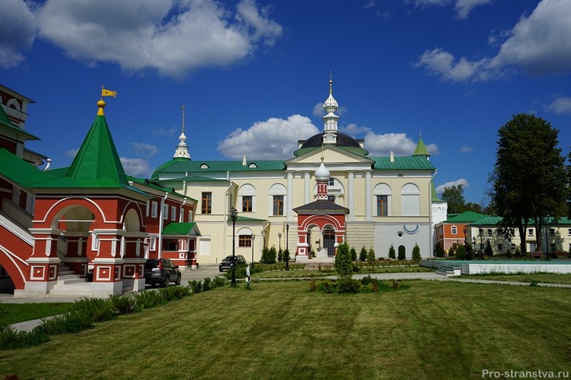 Сретенский храм