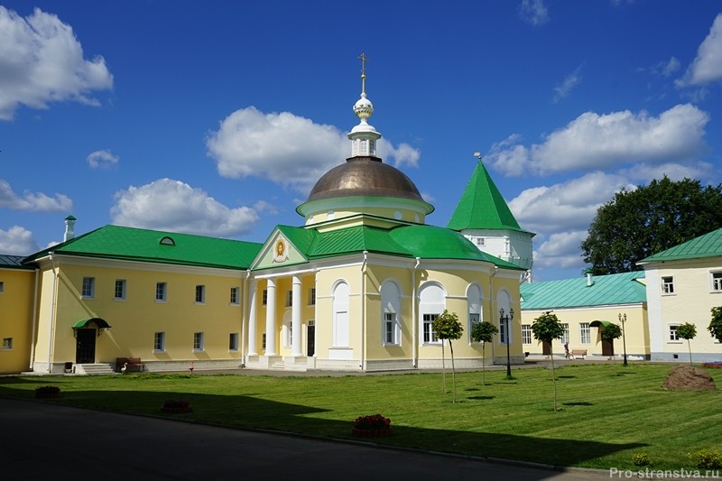 Больничная церковь